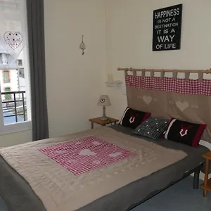 Location Le Pim's à La Feuillée Pour 2 à 3 Pers Mont-dore 2 étoiles , Le Mont-Dore France